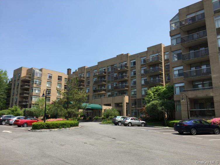 35 Chatsworth Avenue - Photo 1