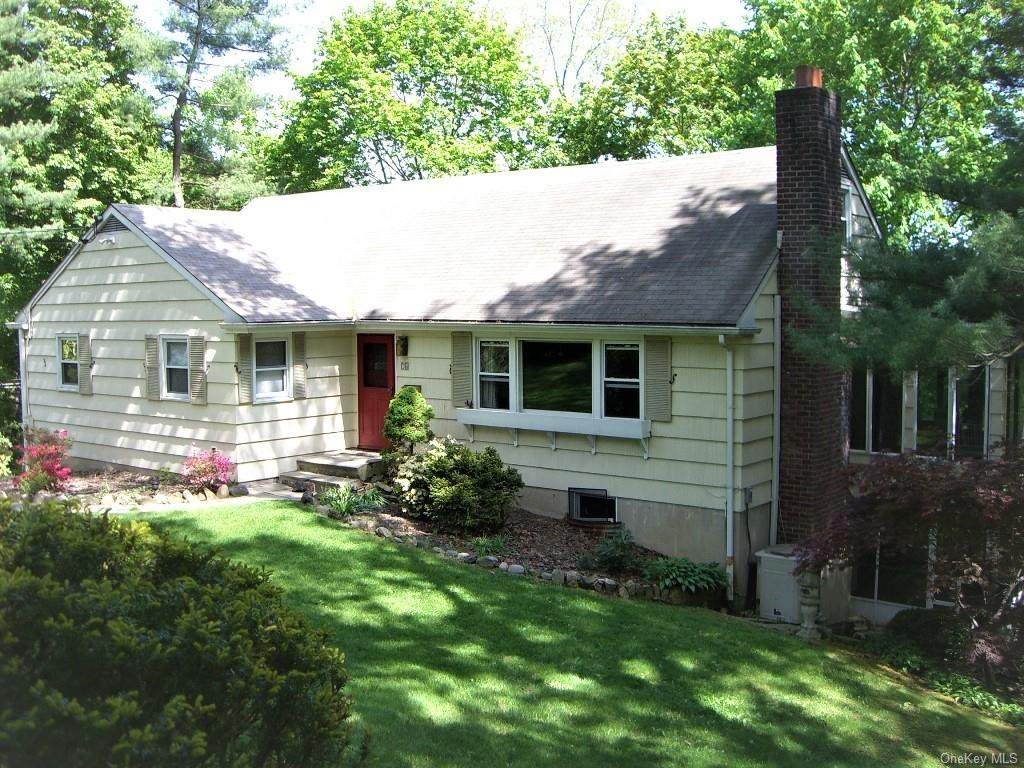 74 Eastview Avenue - Photo 1