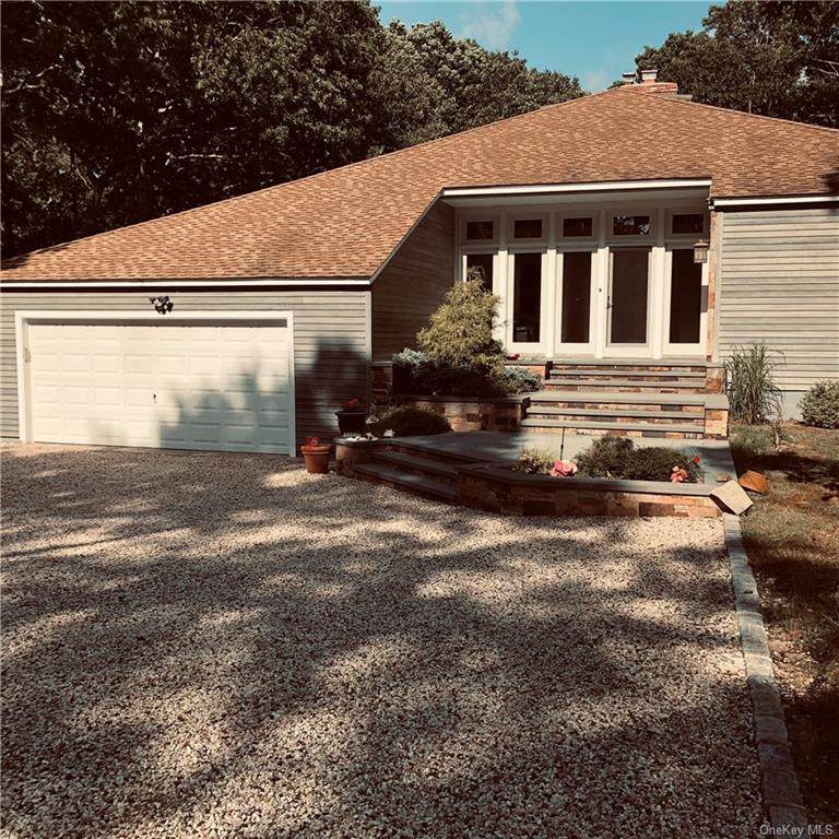 2791 Deerfield Road - Photo 1