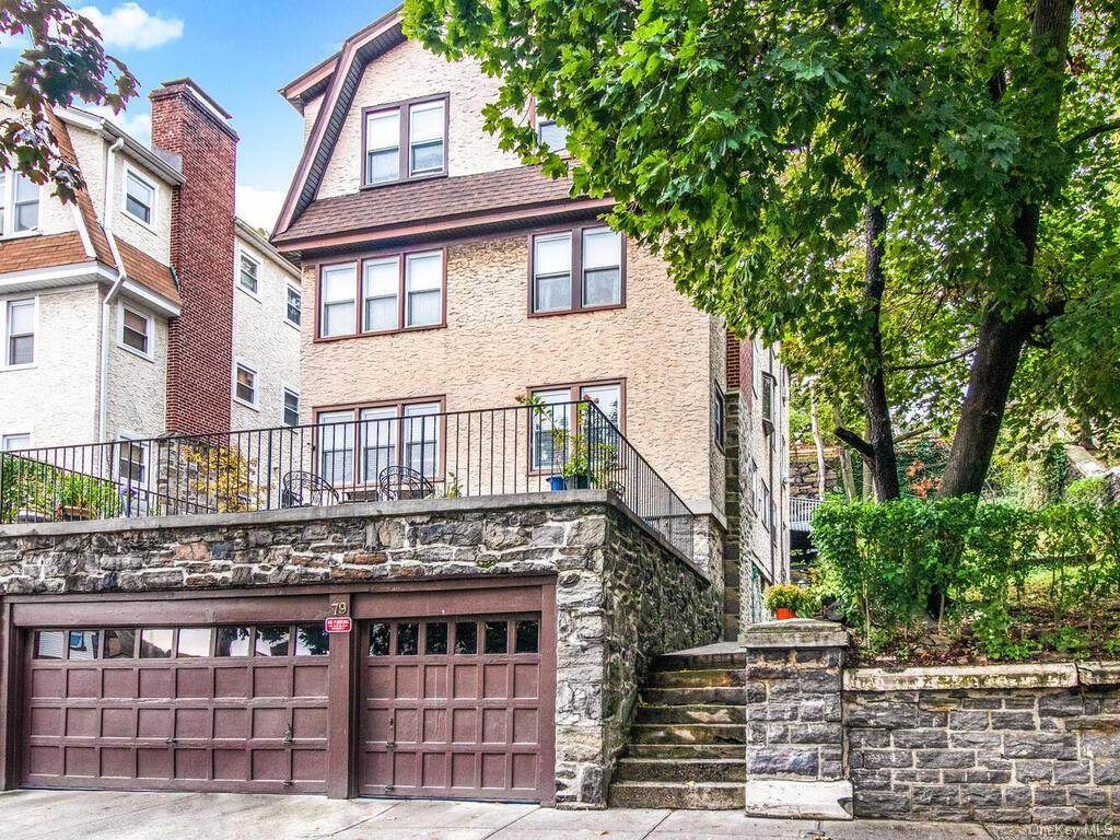 79 Saint James Terrace - Photo 1