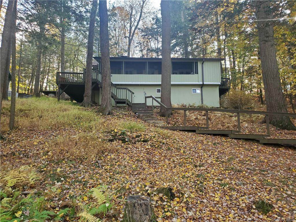68 Kenoza Place - Photo 1