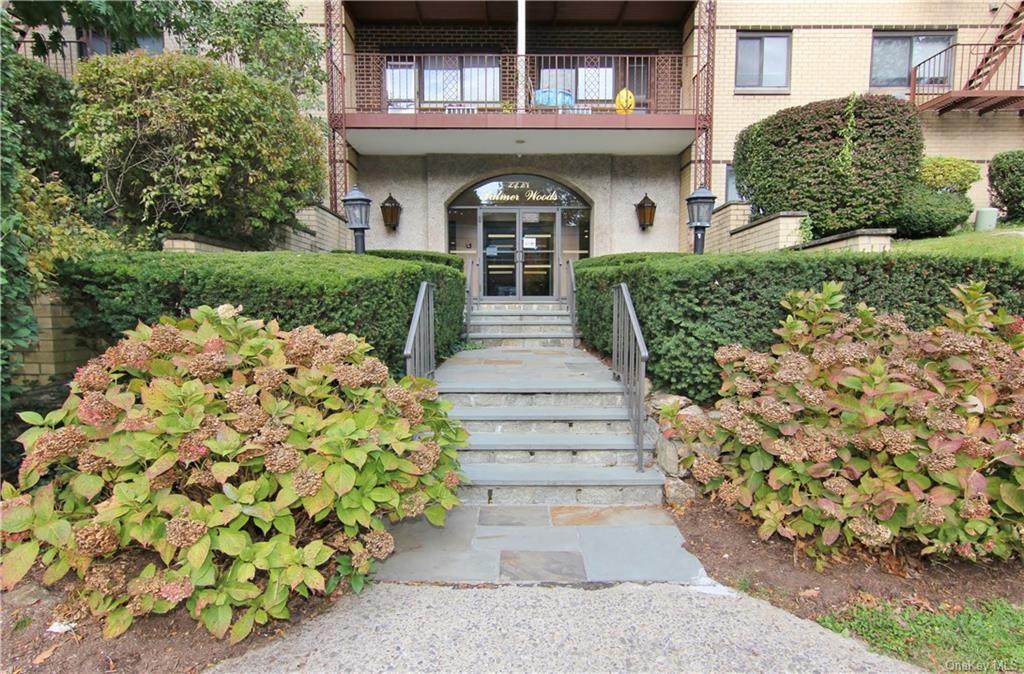 2221 Palmer Avenue - Photo 1