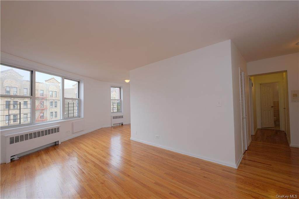 3201 Grand Concourse - Photo 1