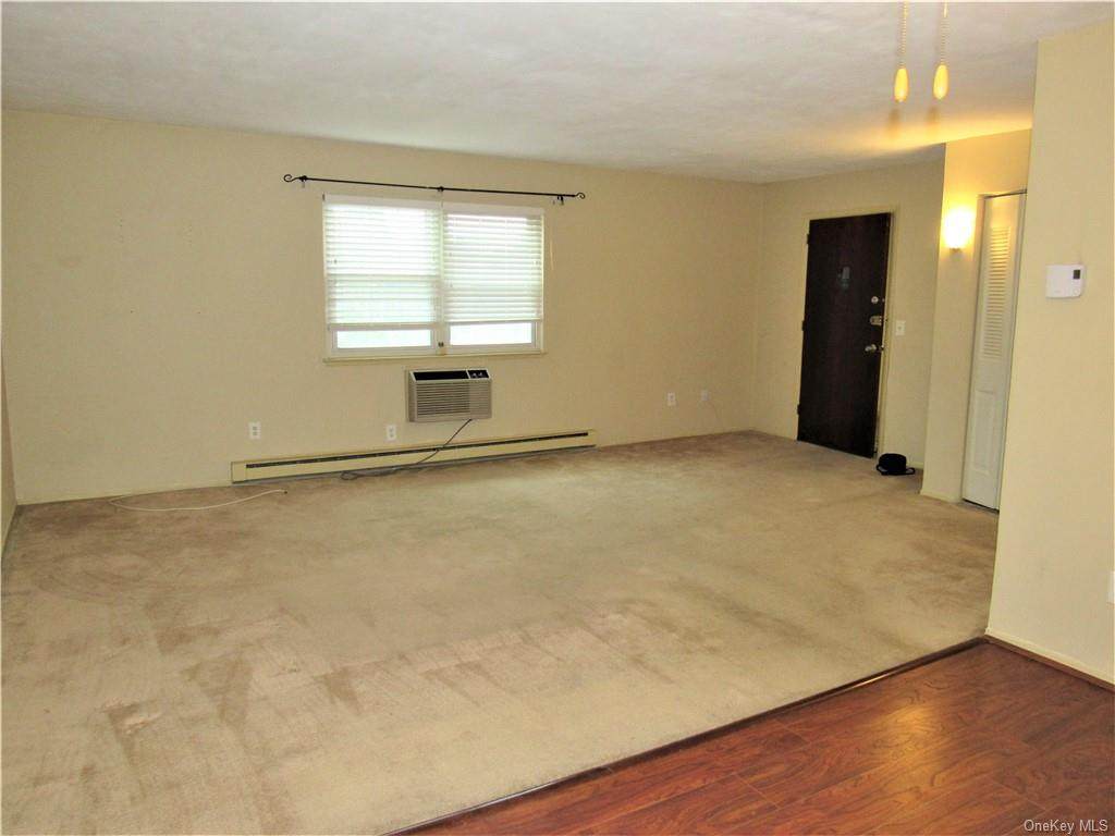 3 White Gate Drive - Photo 1