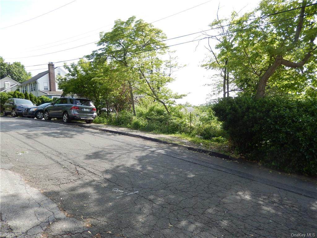 13 5th Street - Photo 1