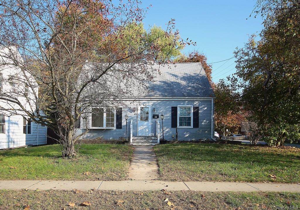 82 Remsen Avenue - Photo 1