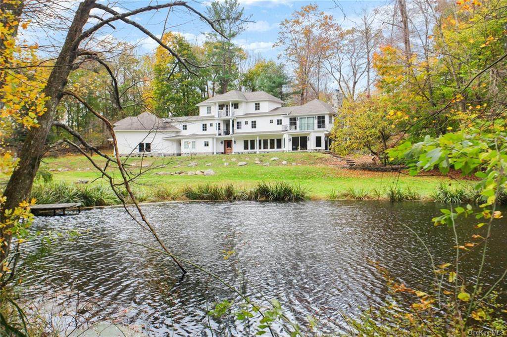 67 Greenwich Road - Photo 1