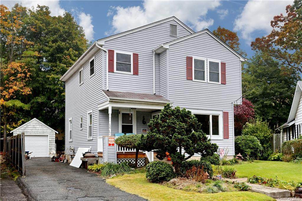 6 Washington Circle - Photo 1