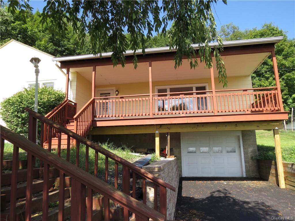33 Meadow Avenue - Photo 1