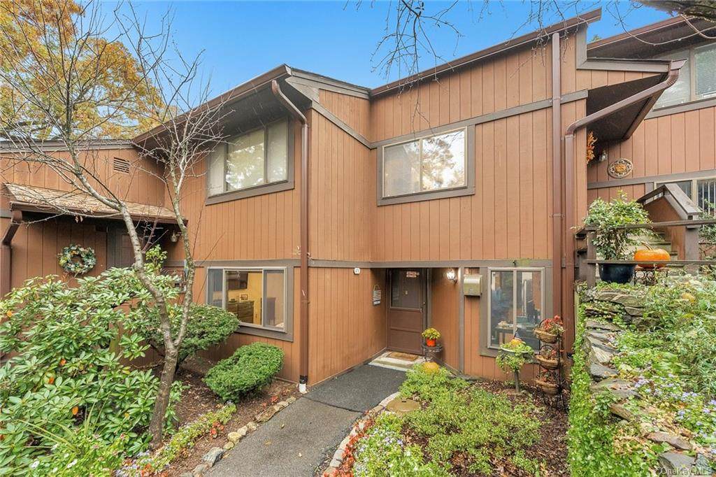 471 Martling Avenue - Photo 1