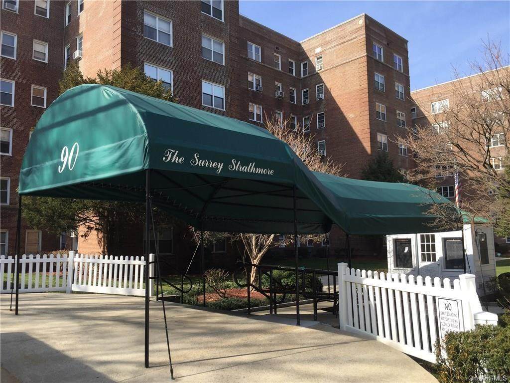 90 Bryant Avenue - Photo 1