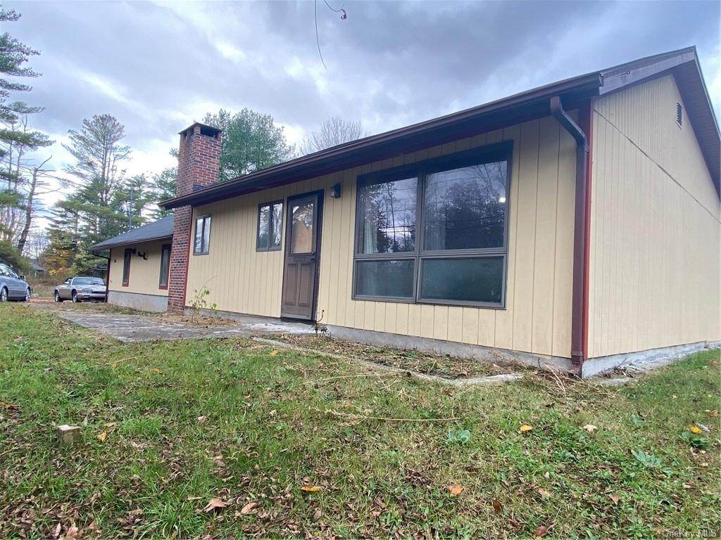 1276 Route 212 - Photo 1