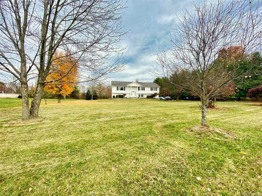 16 Wayland Way - Photo 1