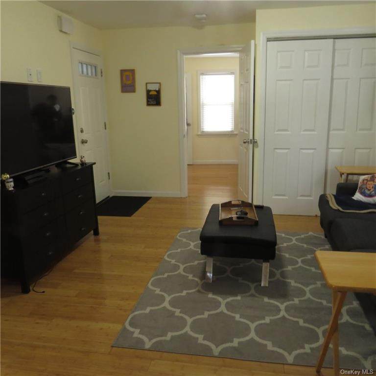116 Webster Avenue - Photo 1