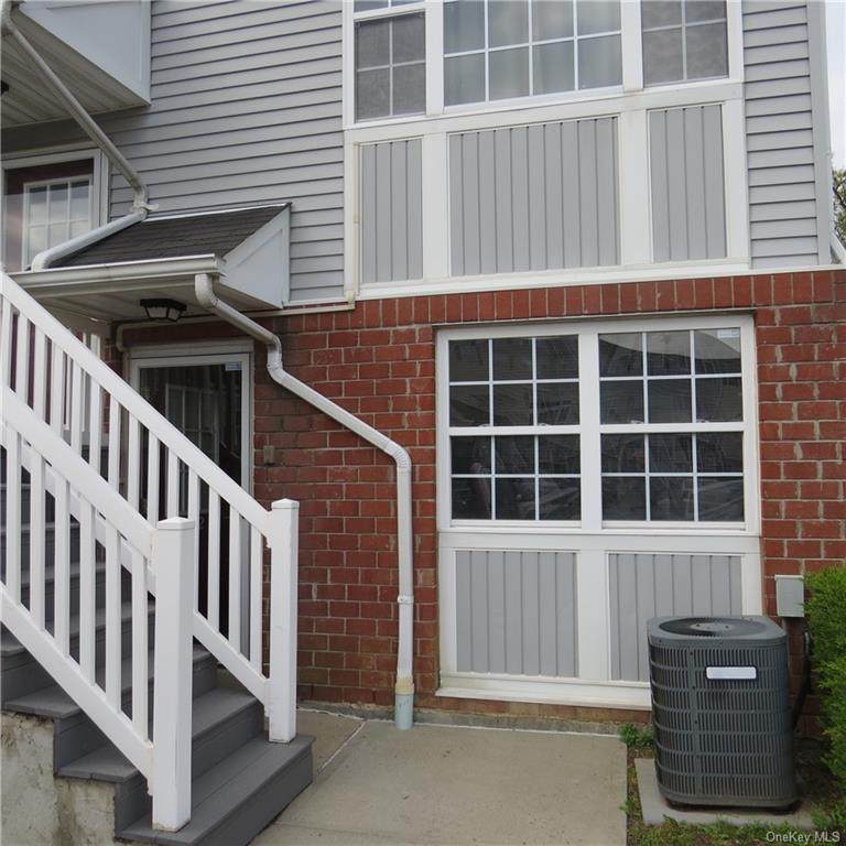 148 Mermaid Lane - Photo 1