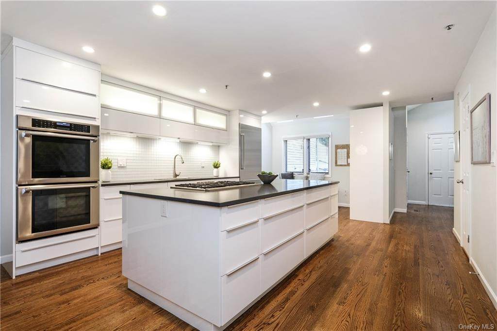 220 Boulder Ridge Road - Photo 1
