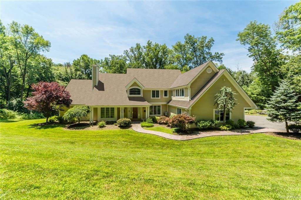 15 Overlook Drive - Photo 1