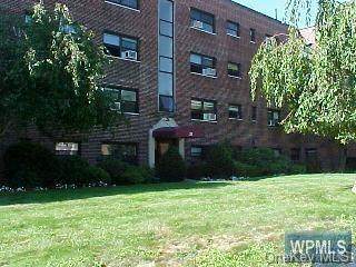 35 Shady Glen Court - Photo 1