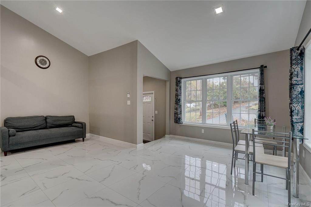 12 Ferndale Avenue - Photo 1