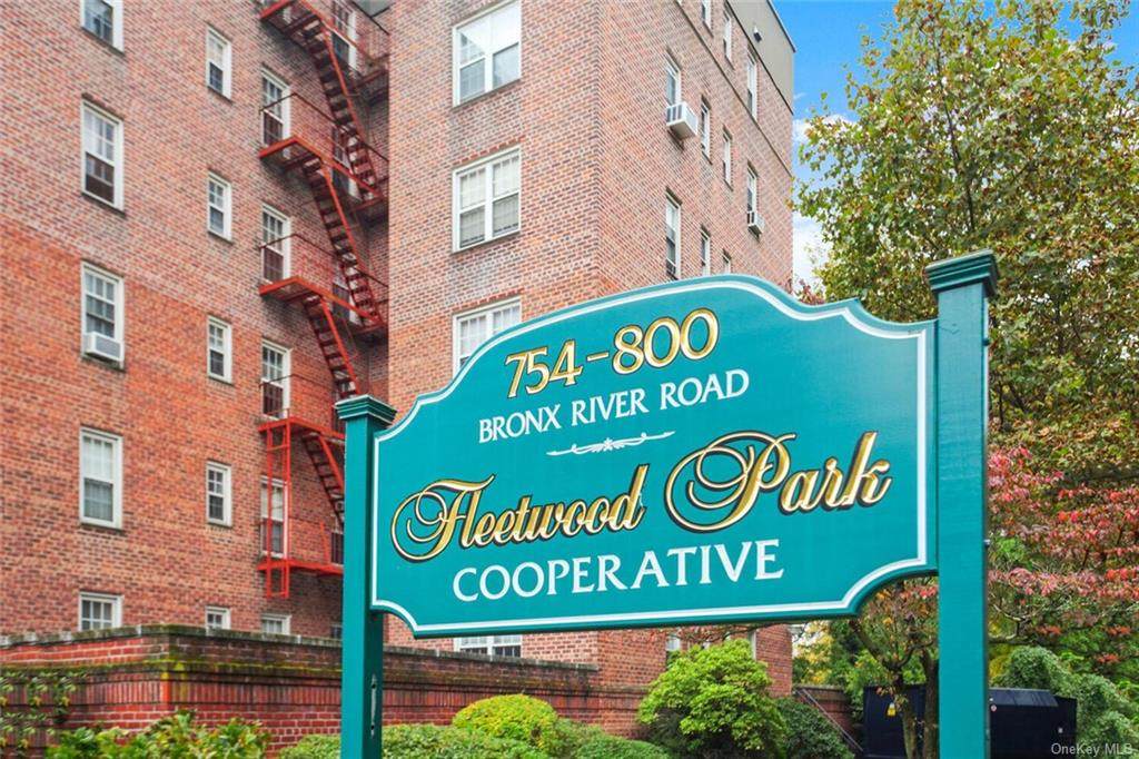 786 Bronx River Road - Photo 1