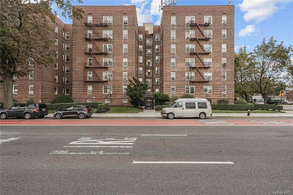 6393 Woodhaven Boulevard - Photo 1