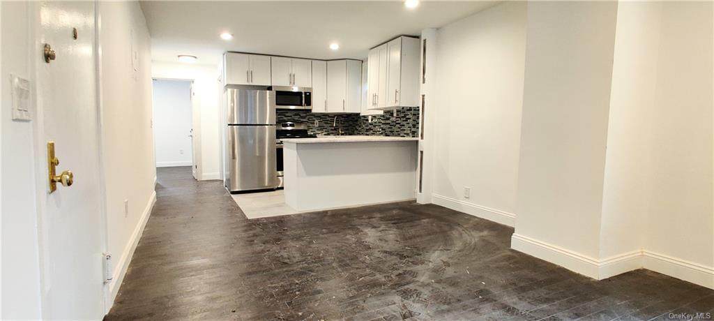 518 Wales Avenue - Photo 1