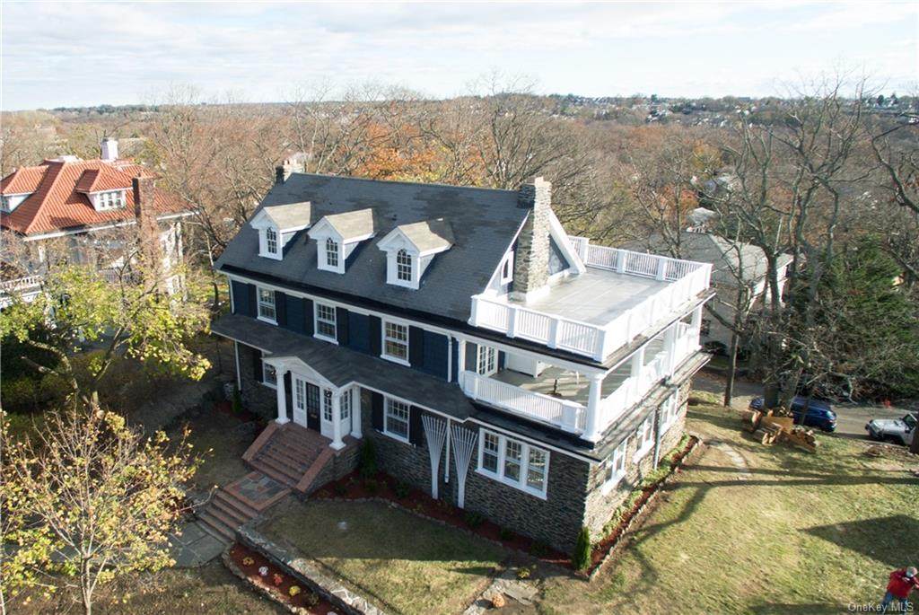 74 Rockland Avenue - Photo 1