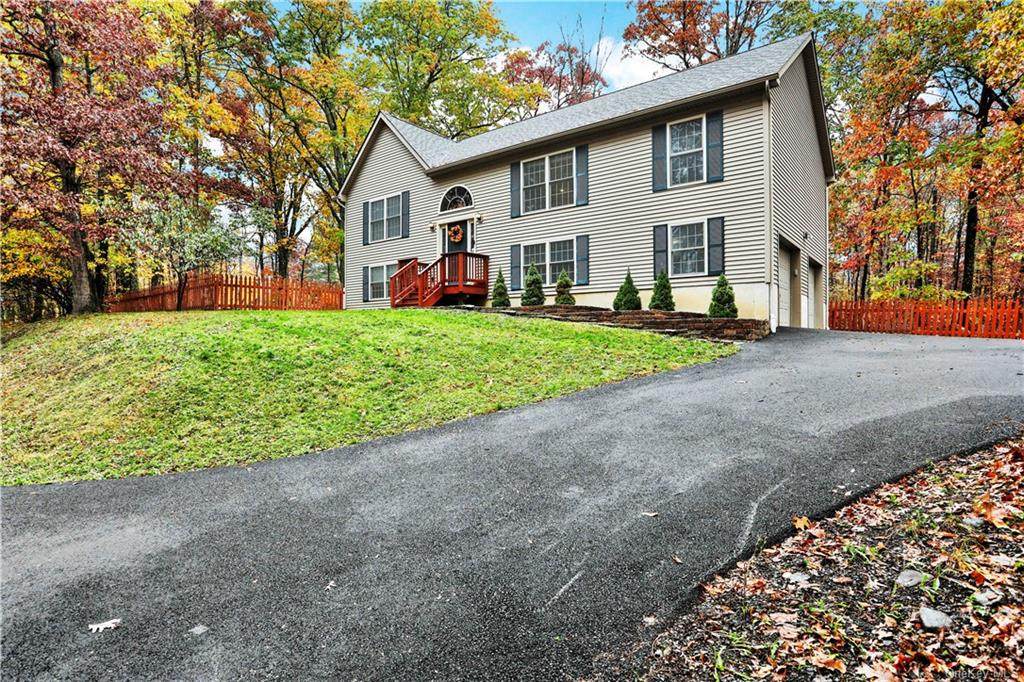 2 Fieldstone Drive - Photo 1