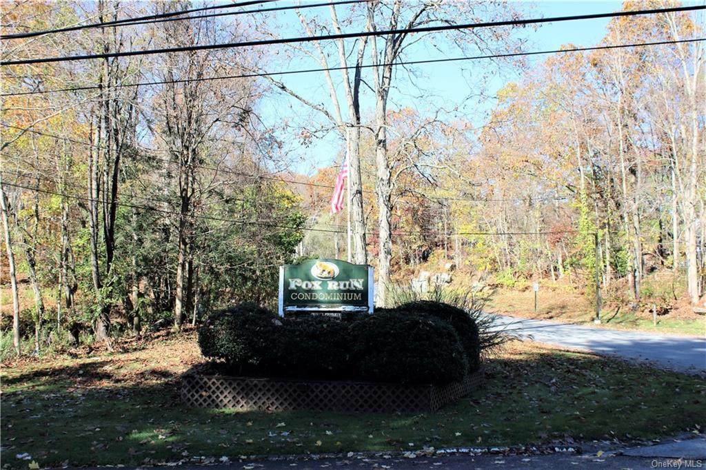 413 Fox Run Lane - Photo 1