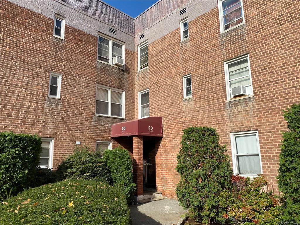 20 Davenport - Photo 1