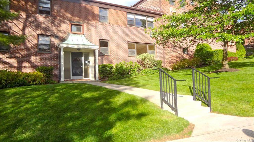 125 Beacon Hill Drive - Photo 1