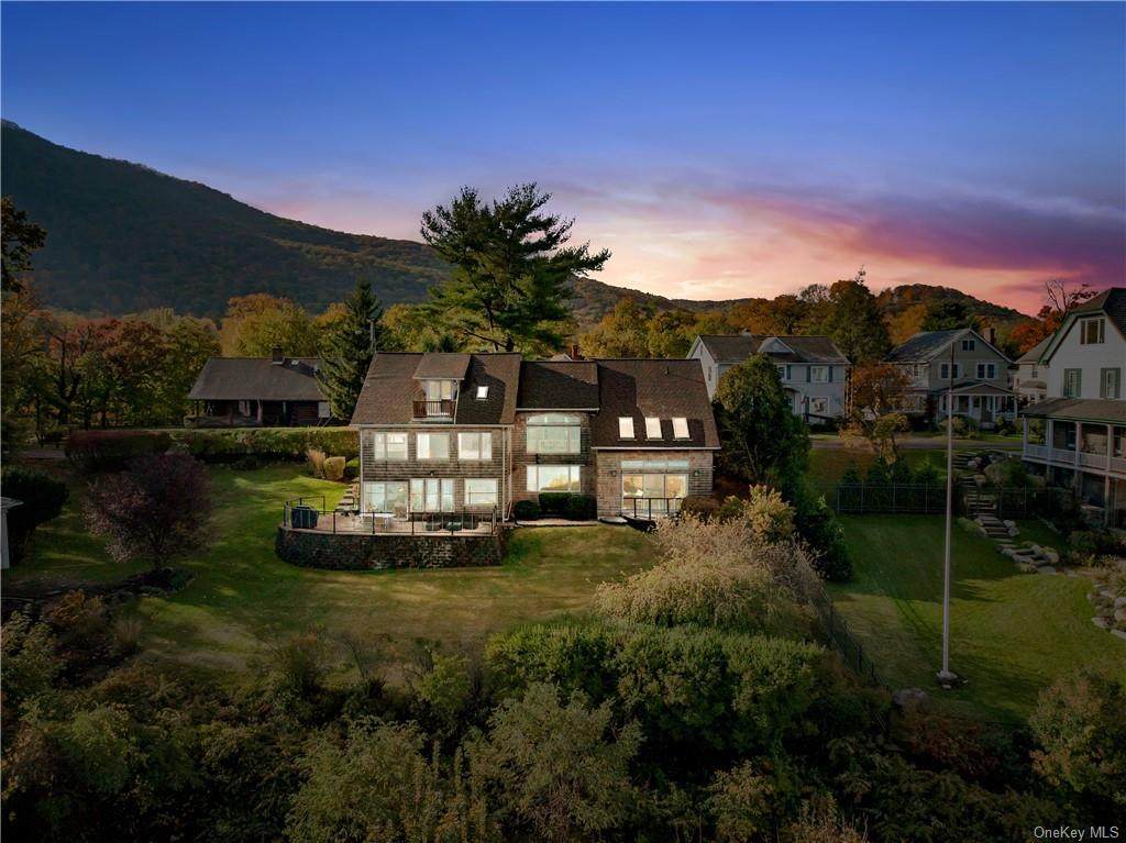 43 Grandview Avenue - Photo 1