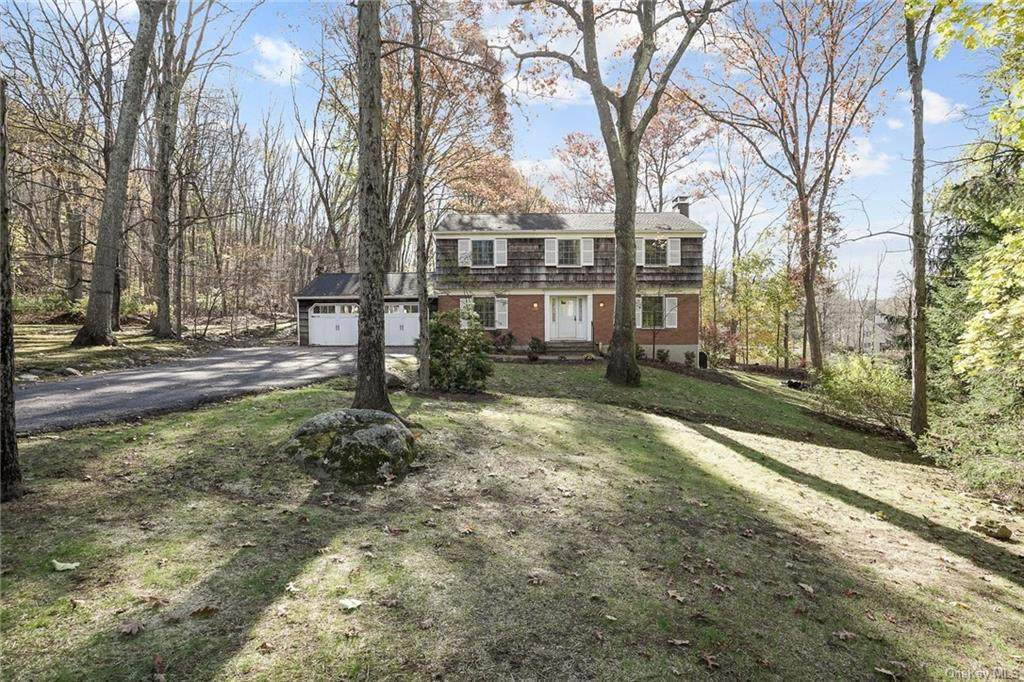 21 Carol Drive - Photo 1