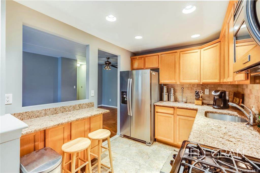 1101 Midland Avenue - Photo 1