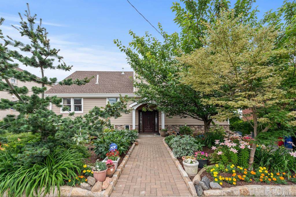258 Longstreet Avenue - Photo 1