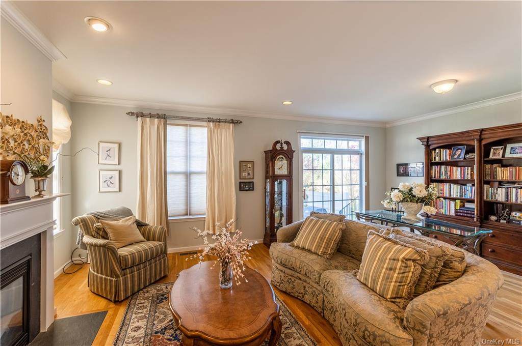 51 Woodcrest Lane - Photo 1