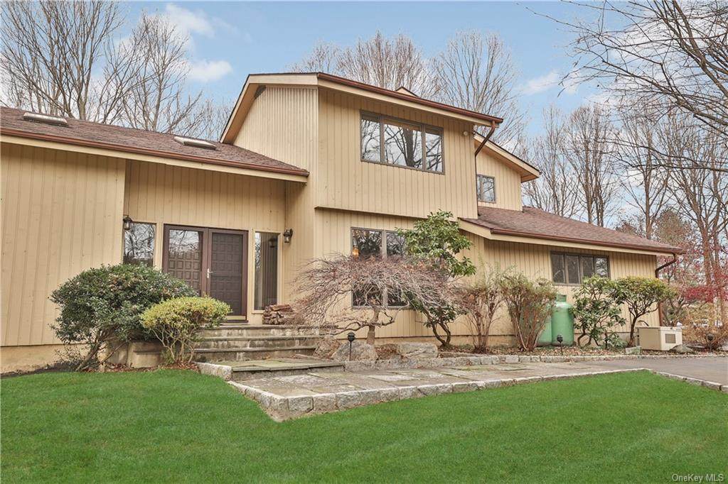 24 Chestnut Ridge Road - Photo 1