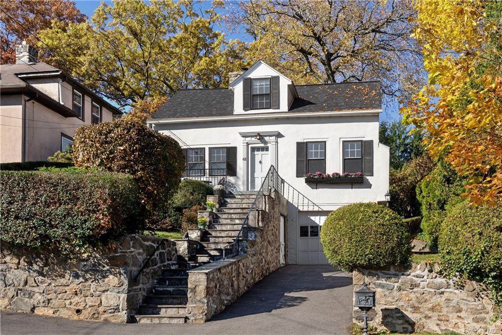 62 Sherwood Drive - Photo 1