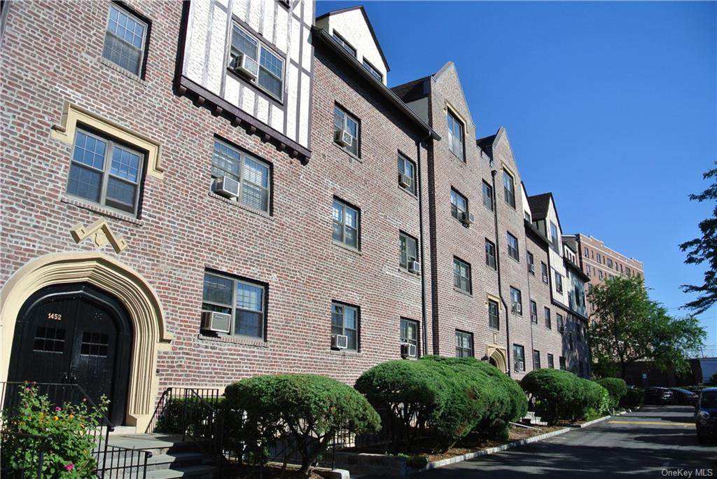 1452 Boston Post Road - Photo 1