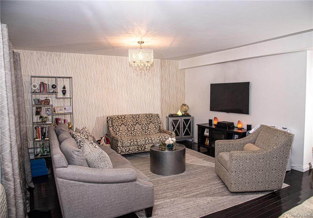 17 Lorraine Terrace - Photo 1