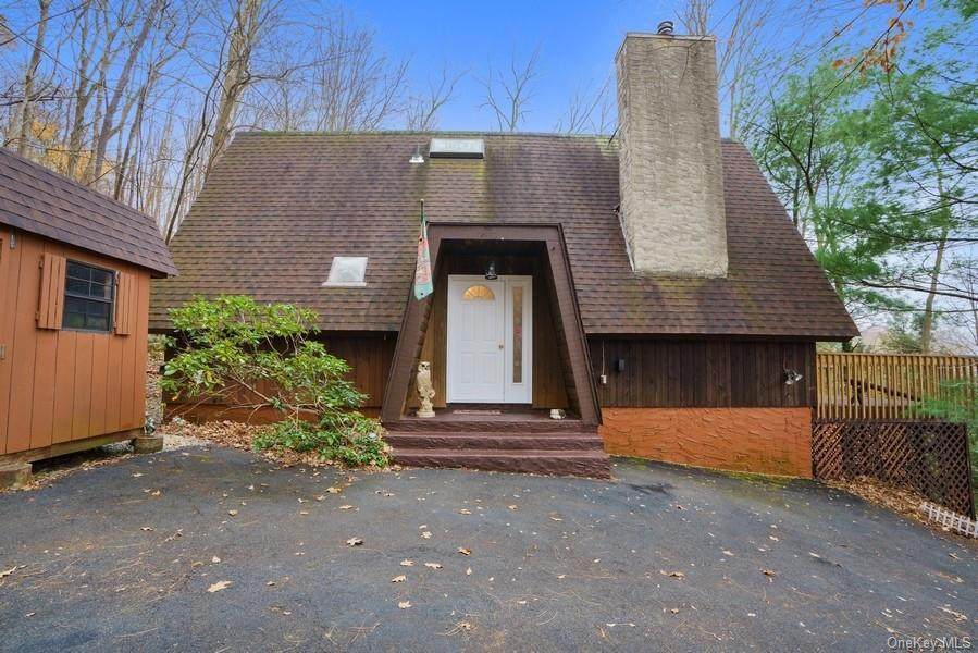 16 Valley Lane - Photo 1