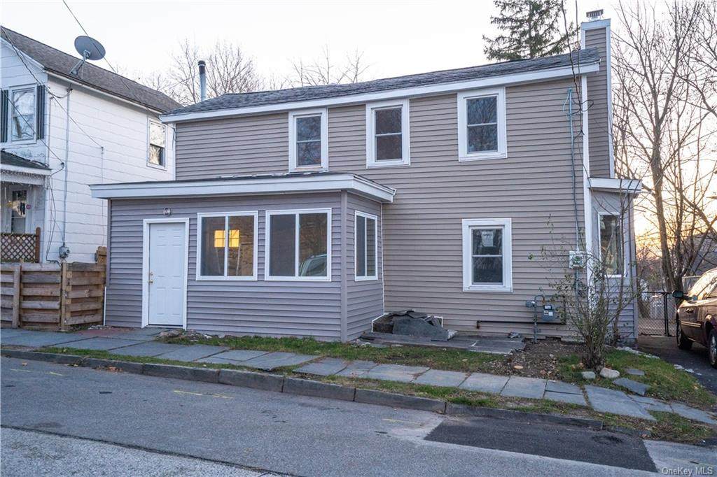 8 Division Street - Photo 1