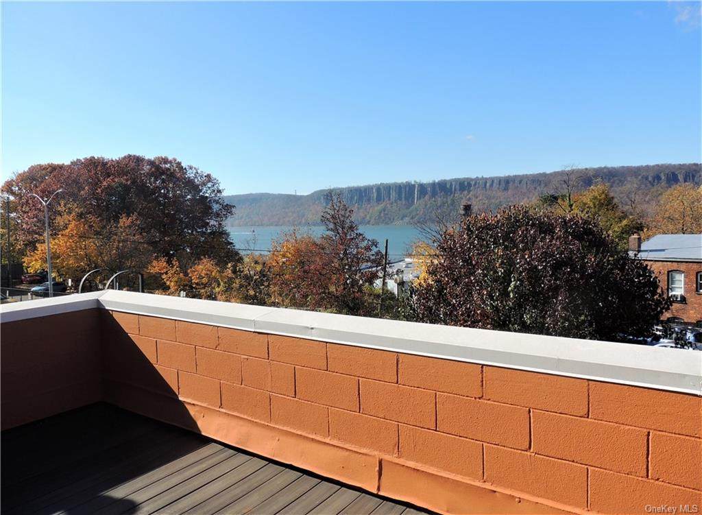16 Spring Street - Photo 1