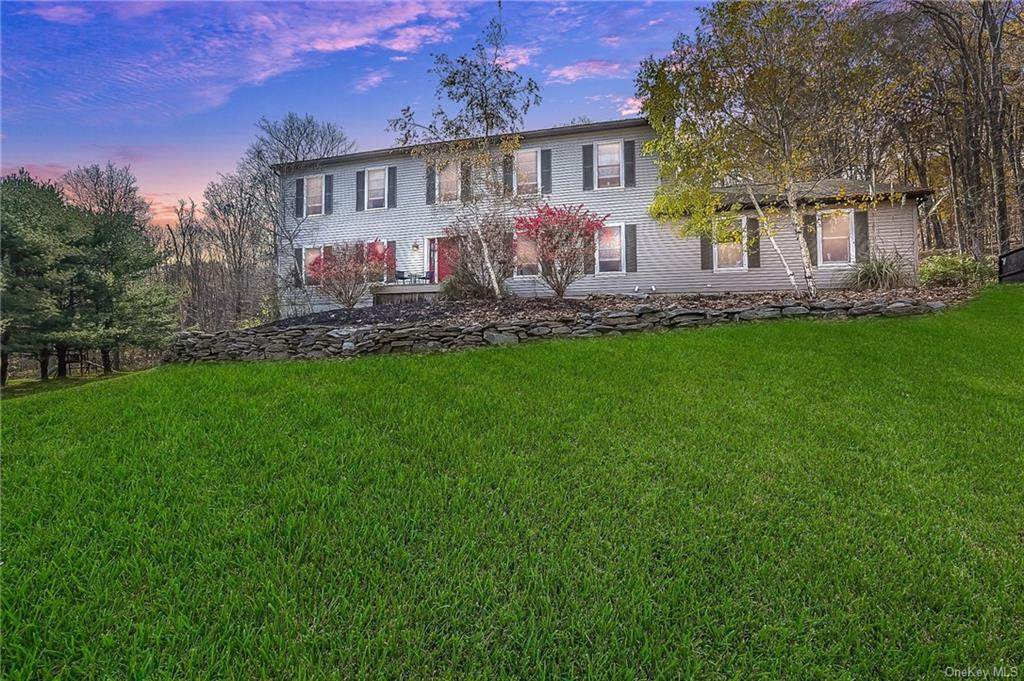 65 Carly Drive - Photo 1