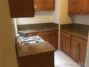 88 Lincoln Avenue - Photo 1