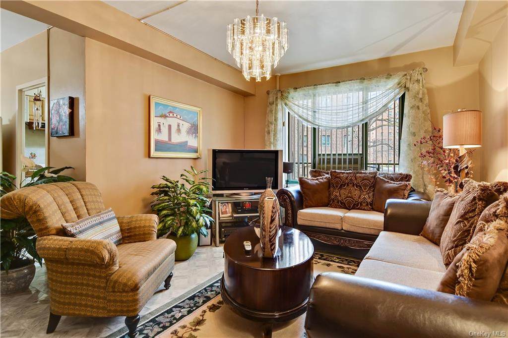 2055 Mcgraw Avenue - Photo 1
