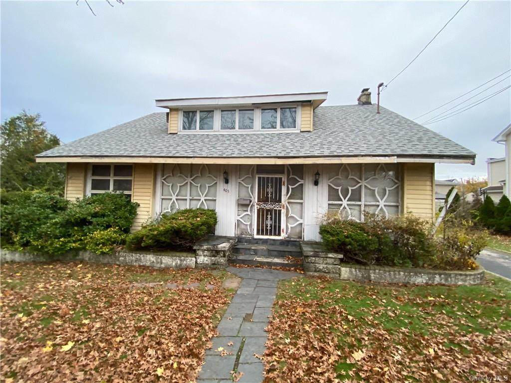 403 Scranton Avenue - Photo 1