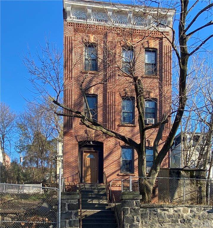 180 Woodworth Avenue - Photo 1