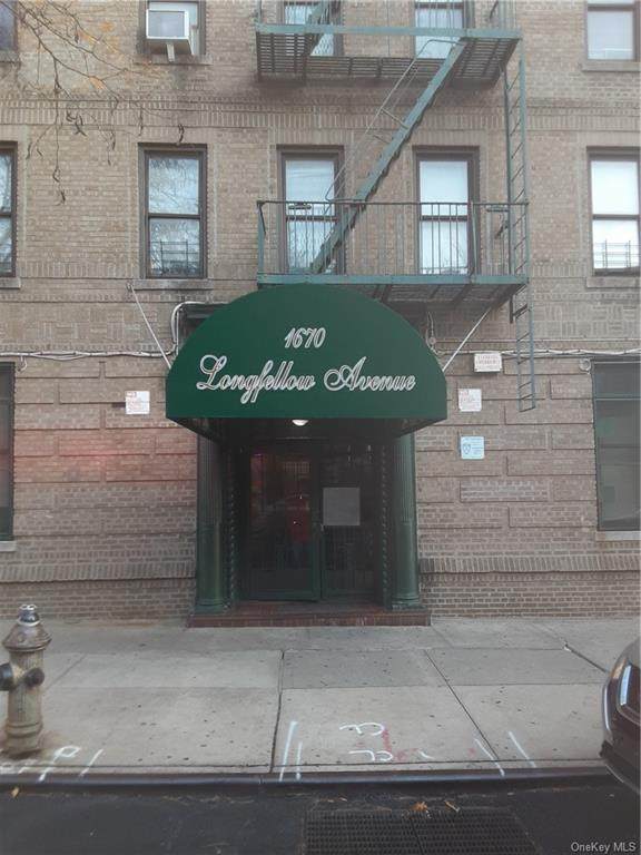 1670 Longfellow Avenue - Photo 1