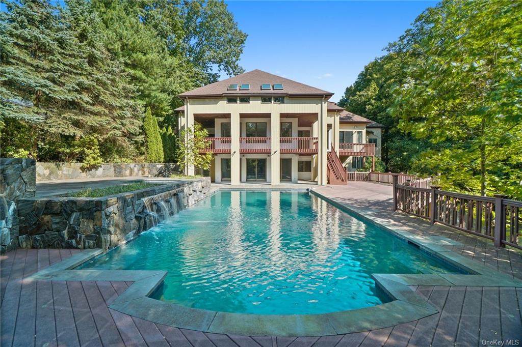 205 Polly Park Road - Photo 1